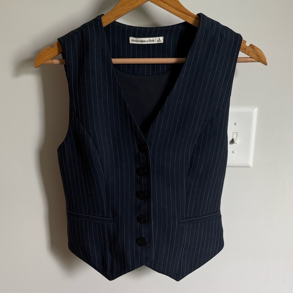 Abercrombie & Fitch Navy Pinstripe Button Down Vest